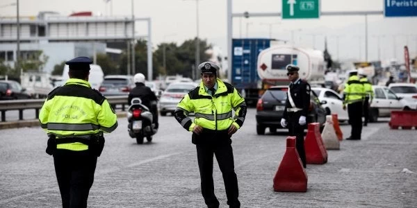 ΕΚΤΑΚΤΟ: Καραμπόλα στον Κηφισό – Ουρές χιλιομέτρων!